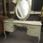 692 5479 DRESSING TABLE